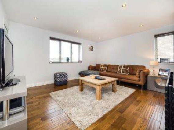 3&nbsp;Bedroom&nbsp;Flat